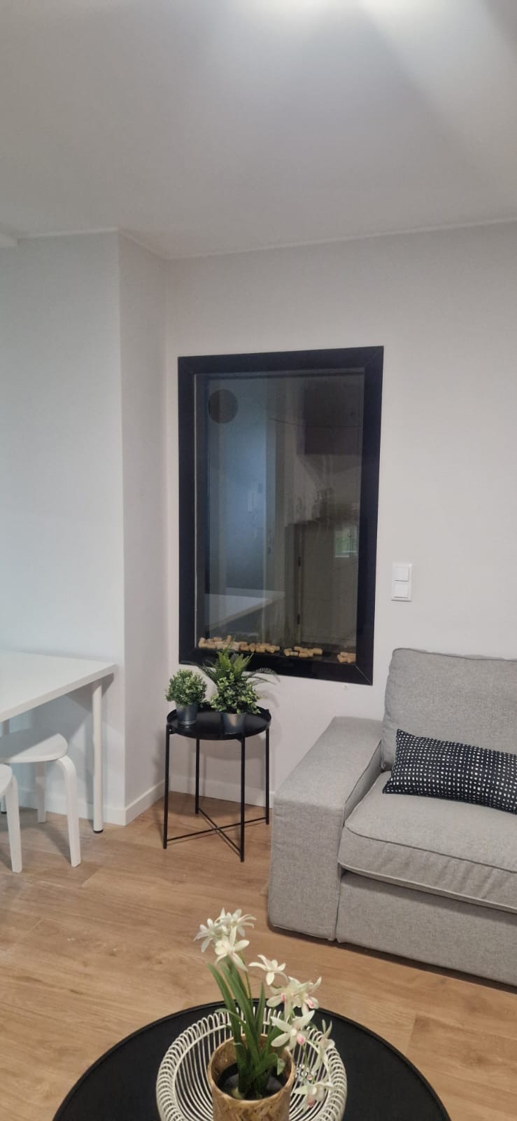 0ee226db-15e7-4443-b1c5-1089b4dd4937