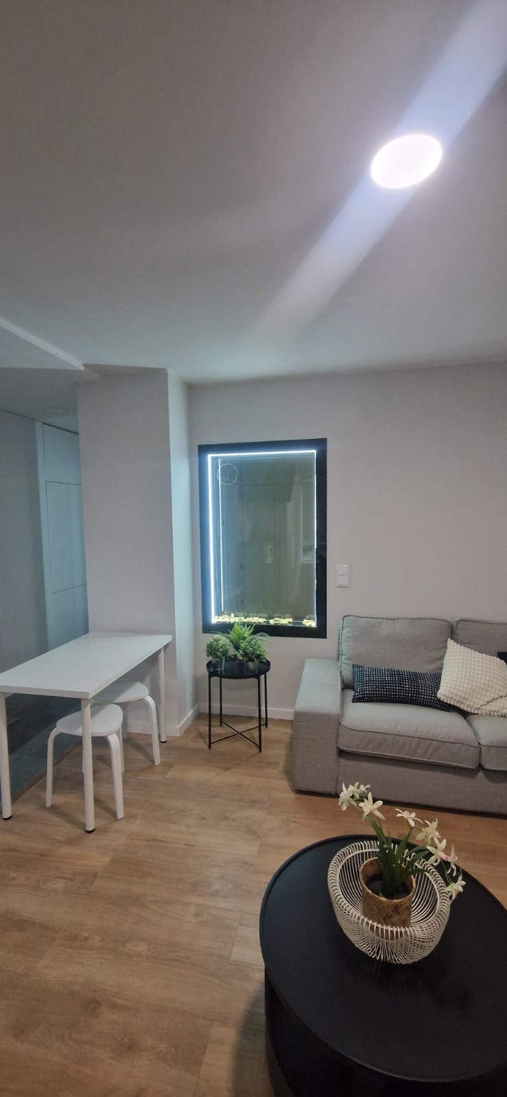 10fdc118-7955-4e27-b69b-39a8f9ec92c3